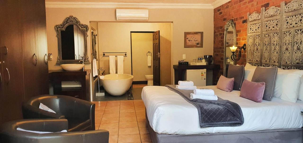 แอคโคเลส บูติคโฮเต็ล Hotel มิดแรนด์ ภายนอก รูปภาพ